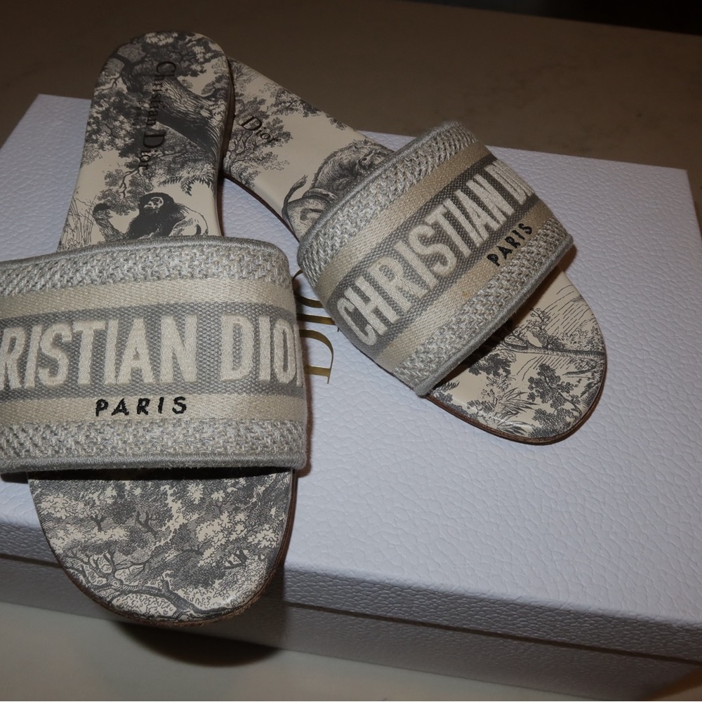 Christian Dior Women's slides Size 38 white